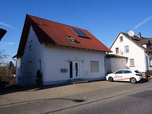 Mehrfamilienhaus zum Kauf 429.000 € 7 Zimmer 204 m² 378 m² Grundstück Gensungen Felsberg 34587