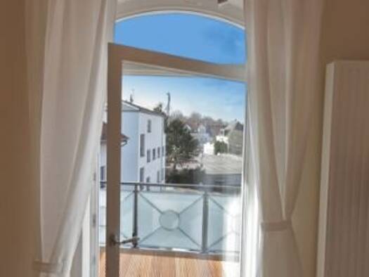 Wohnung zur Miete - Erstbezug Wohnen auf Zeit 2.150 € 2 Zimmer 89 m² frei ab sofort Bahnhofstr. 63 Innenstadt Bad Oeynhausen 32545