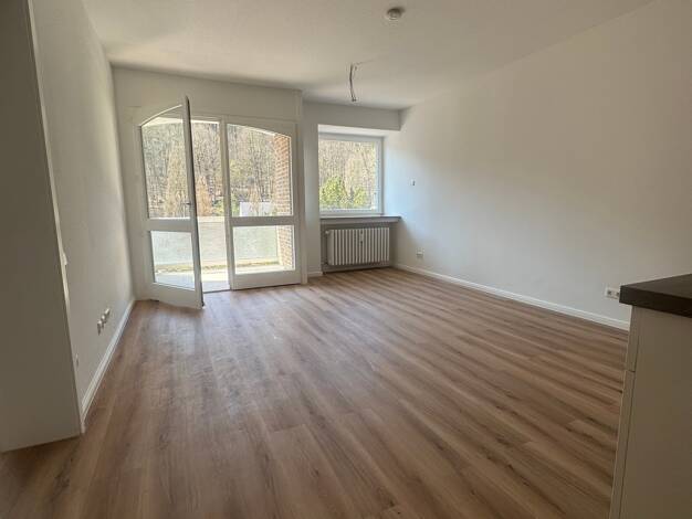 Wohnung zur Miete 833 € 2 Zimmer 68 m² Dachgeschoss, 1. Geschoss frei ab sofort Im Friedensthal 46 Löwensen Bad Pyrmont 31812