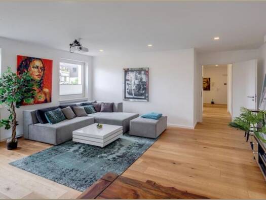 Wohnung zur Miete 950 € 2 Zimmer 65 m² Geschoss 1/5 frei ab sofort Wilhelm-Leuschner-Straße Bahnhofsviertel Frankfurt am Main 60329