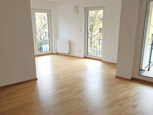 Wohnung zur Miete 1.050 € 3 Zimmer 82 m² 2. Geschoss frei ab sofort Großreuth h d Veste Nürnberg 90408