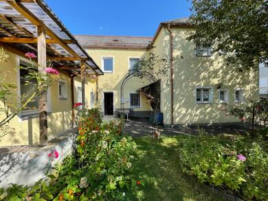 Mehrfamilienhaus zum Kauf 179.000 € 14 Zimmer 282 m² 825 m² Grundstück Wiesau Wiesau 95676