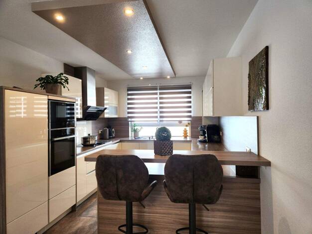 Doppelhaushälfte zum Kauf 740.000 € 4 Zimmer 145 m² 281 m² Grundstück Brackenheim 74336