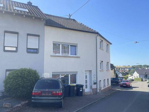 Einfamilienhaus zum Kauf 115.000 € 4 Zimmer 100 m² 125 m² Grundstück Derlen Schwalbach / Elm 66773