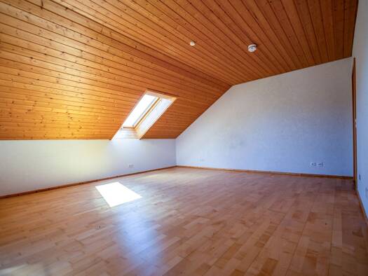 Wohnung zur Miete 800 € 3 Zimmer 93 m² Geschoss 2/3 frei ab sofort Stadtgebiet Furtwangen im Schwarzwald 78120