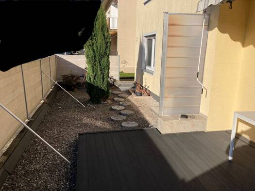 Terrassenwohnung zur Miete 1.100 € 3,5 Zimmer 80 m² Geschoss EG/2 frei ab sofort Singen Singen (Hohentwiel) 78224