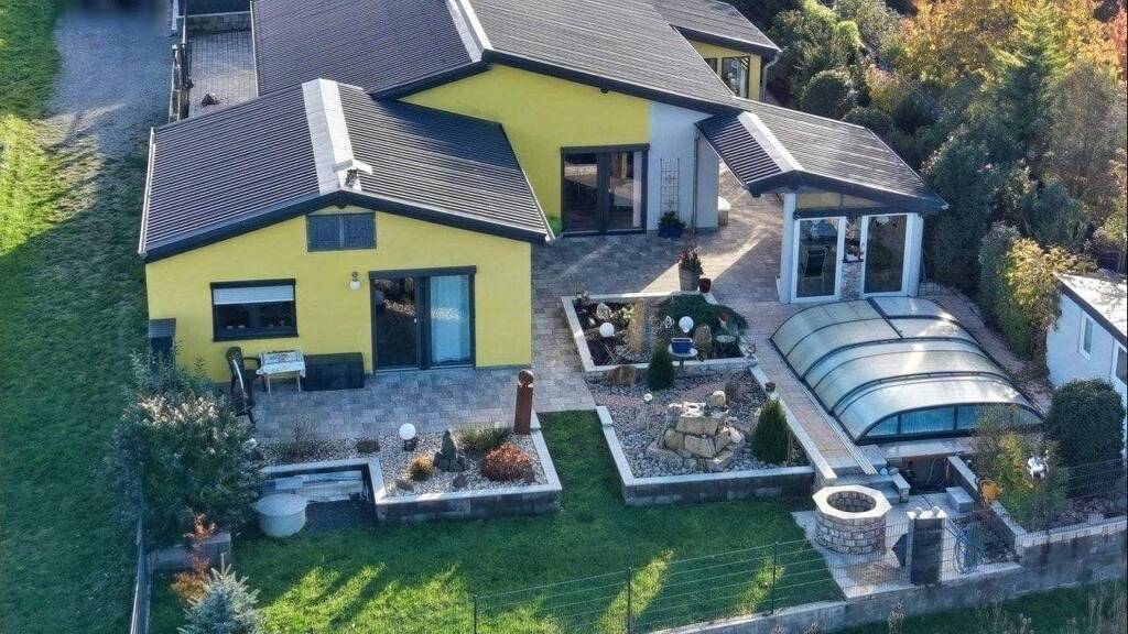 Bungalow zum Kauf 575.000 € 5 Zimmer 170 m² 822 m² Grundstück frei ab sofort Sennfeld 97526