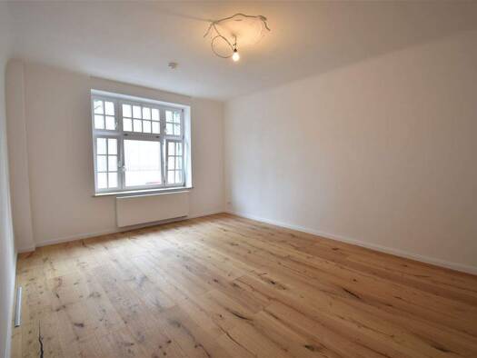 Wohnung zur Miete 1.745 € 2 Zimmer 74,5 m² Werftstraße 1 Heerdt Düsseldorf 40549