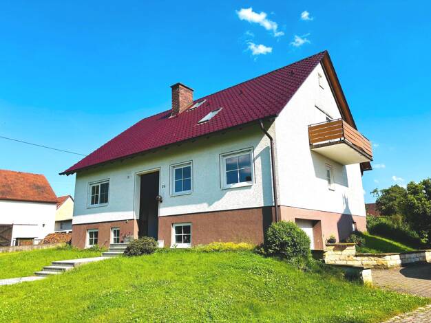 Einfamilienhaus zum Kauf 299.000 € 4 Zimmer 110 m² 1.222 m² Grundstück frei ab sofort Leuzendorf Burgpreppach 97496
