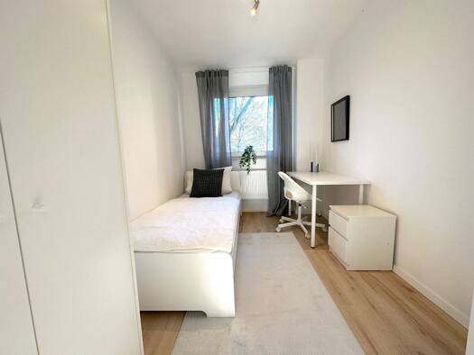 Terrassenwohnung zur Miete 545 € 1 Zimmer 10 m² EG frei ab sofort Niederursel Frankfurt am Main 60439