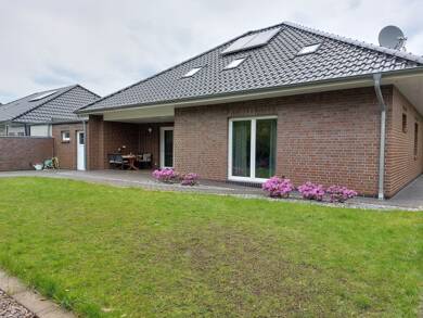 Einfamilienhaus zum Kauf provisionsfrei 523.000 € 6,5 Zimmer 184,4 m² 590 m² Grundstück Iprump - Stickgras II - Bezirk 1 Delmenhorst 27751