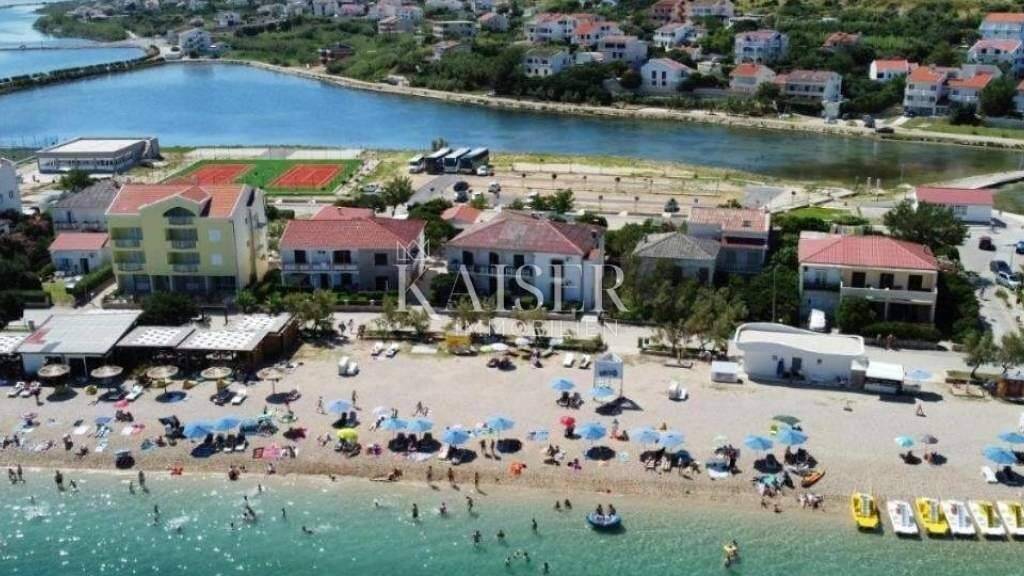 Haus zum Kauf 1.200.000 € 8 Zimmer 580 m² Pag