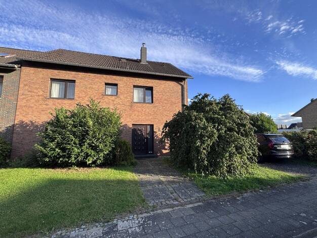 Einfamilienhaus zum Kauf provisionsfrei 409.000 € 5 Zimmer 162 m² 869,5 m² Grundstück Marie-Juchacz-Str. 60 Alsdorf Alsdorf 52477