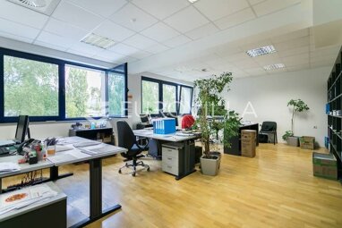 Büro-/Praxisfläche zur Miete 1.470 € Kovinska Jankomir 10090