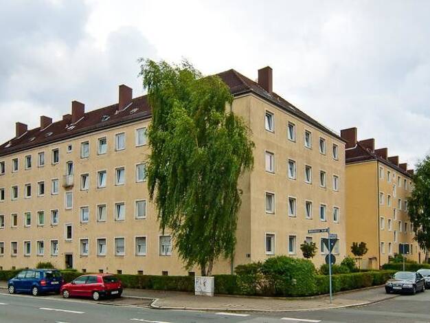 Wohnung zur Miete 498 € 1,5 Zimmer 43,3 m² 1. Geschoss frei ab 02.09.2026 Dunantstraße 1 Großreuth b Schweinau Westliche Außenstadt 90431