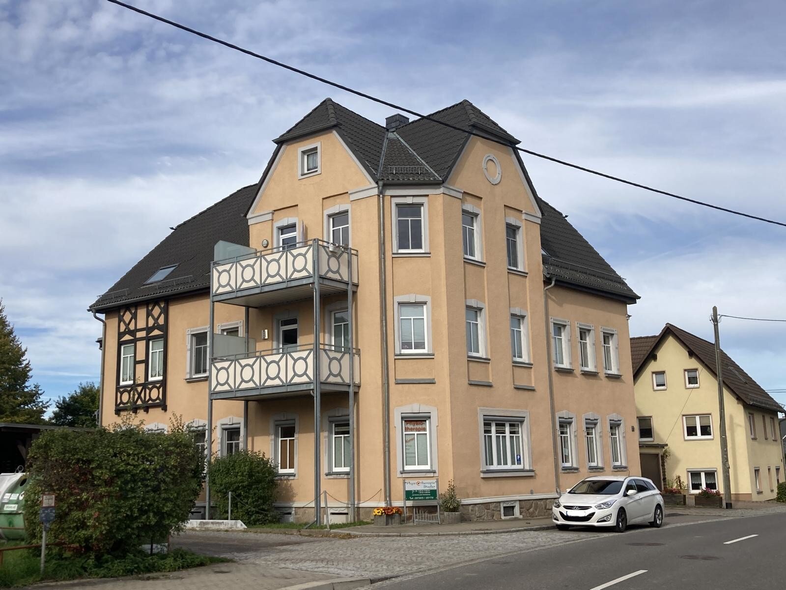 Wohnung zur Miete 630 € 3 Zimmer 74,6 m²<br/>Wohnfläche EG<br/>Geschoss 01.03.2025<br/>Verfügbarkeit Hauptstraße 60 Gersdorf 09355