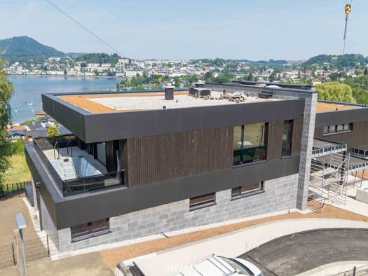 Terrassenwohnung zum Kauf - Erstbezug provisionsfrei 2.229.000 € 4 Zimmer 136 m² Gmunden 4810