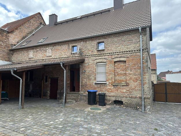 Mehrfamilienhaus zum Kauf provisionsfrei 260.000 € 14 Zimmer 220 m² 649 m² Grundstück Röblingen am See Röblingen am See 06317