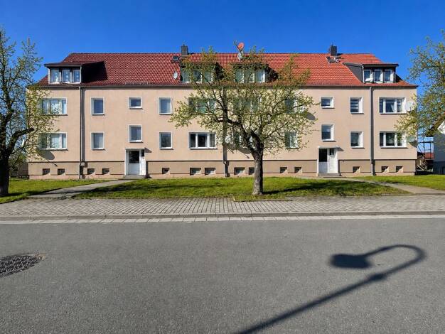 Mehrfamilienhaus zum Kauf als Kapitalanlage geeignet 745.000 € 686,2 m² 1.345 m² Grundstück Großlehna Markranstädt 04420
