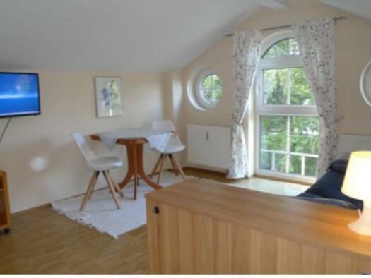 Wohnung zur Miete Wohnen auf Zeit 795 € 1 Zimmer 32 m² frei ab sofort Kyffhäuserstr. 13 Striesen-West Dresden 01309