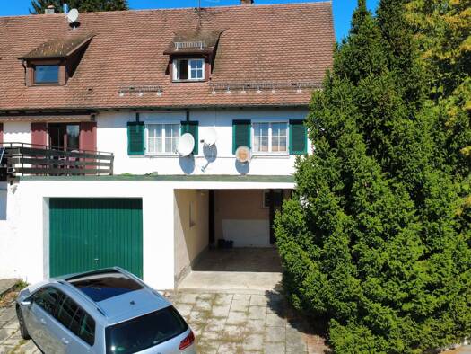 Doppelhaushälfte zum Kauf provisionsfrei 130.000 € 4 Zimmer 66 m² 399 m² Grundstück frei ab sofort Mörikestraße 15 Bitz 72475
