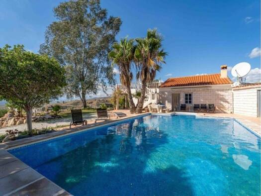 Villa zum Kauf 530.000 € 3 Zimmer 270 m² 8.887 m² Grundstück >Diseminado Poligono 7 > Cártama 29580