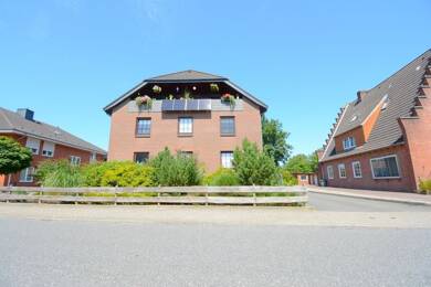 Wohnung zum Kauf 275.000 € 4 Zimmer 117,4 m² Dachgeschoss Heide Heide 25746