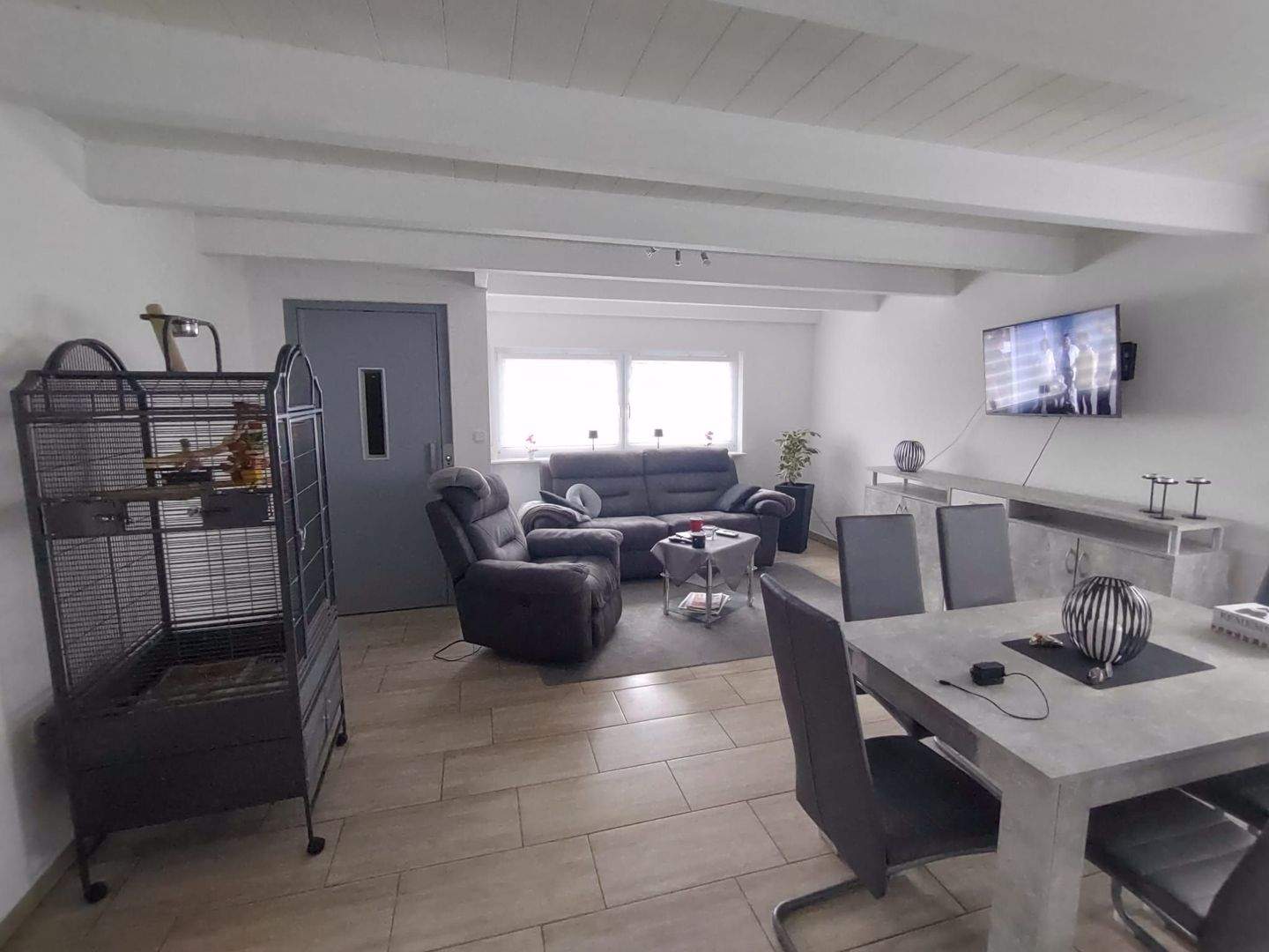 Immobilie in Gifhorn - Modernes EFH (BJ 2015) mit Aufzug, Terrasse & Garten – komplett möbliert, kurzfristig verfügbar - Bild 1