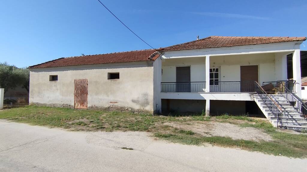 Haus zum Kauf 65.000 € 3 Zimmer 104 m² 910 m² Grundstück Ano Mitrousi, Serres