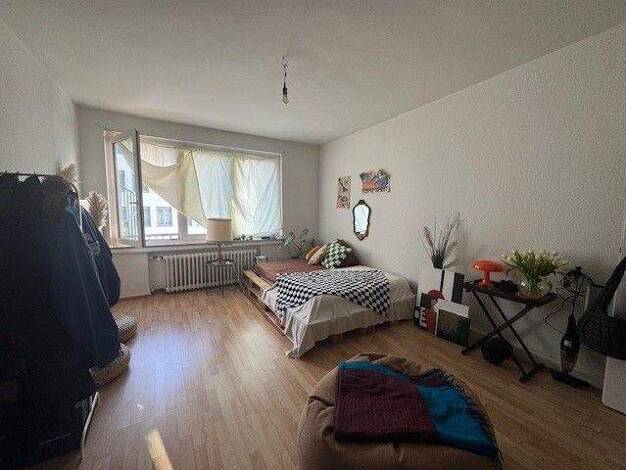 Studio zur Miete 525 € 1 Zimmer 33 m² 4. Geschoss frei ab 01.06.2026 Ludwig-Zimmermann Straße 3 Altstadt Düsseldorf 40213