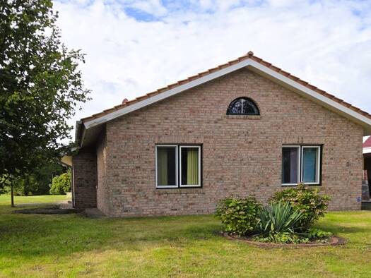 Einfamilienhaus zum Kauf 362.000 € 4 Zimmer 171 m² 1.292 m² Grundstück Flachsmeer Westoverledingen 26810