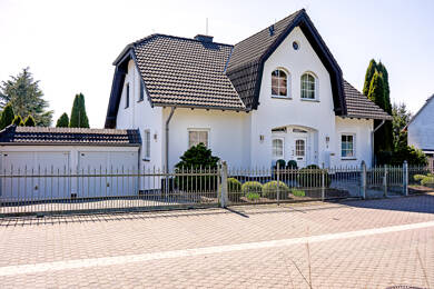 Einfamilienhaus zum Kauf 1.100.000 € 7 Zimmer 256 m² 1.331 m² Grundstück Kürrenberg Mayen / Kürrenberg 56727
