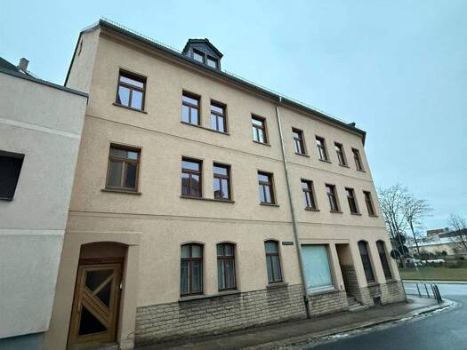 Wohnung zur Miete 362 € 2 Zimmer 58 m² 1. Geschoss frei ab sofort August-Bebel-Straße 2 Meerane 08393