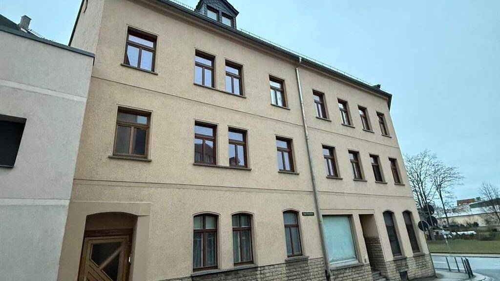 Wohnung zur Miete 362 € 2 Zimmer 58 m² 1. Geschoss frei ab sofort August-Bebel-Straße 2 Meerane 08393