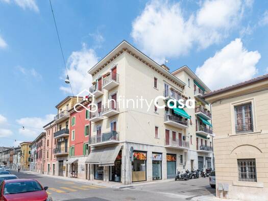 Wohnung zum Kauf 280.000 € 4 Zimmer 80 m² 3. Geschoss Verona 37129