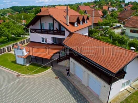 Haus zum Kauf 600.000 € 8 Zimmer 250 m² Donja Stubica