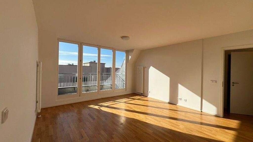 Wohnung zur Miete 1.559 € 3 Zimmer 79,1 m² 5. Geschoss frei ab 13.04.2026 Bismarckstraße 80 Charlottenburg Berlin 10627