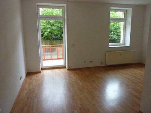 Wohnung zur Miete 445 € 3 Zimmer 74,1 m² EG frei ab sofort Selauer Straße 65a Weißenfels 06667