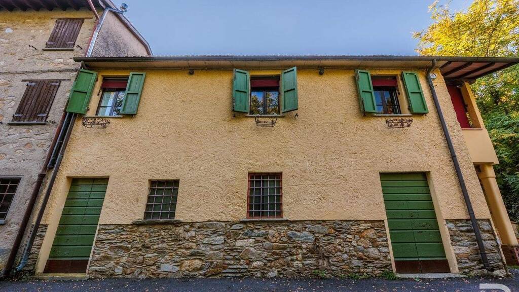 Haus zum Kauf 550.000 € 2 Zimmer 135 m² 12.500 m² Grundstück frei ab sofort Pietrasanta