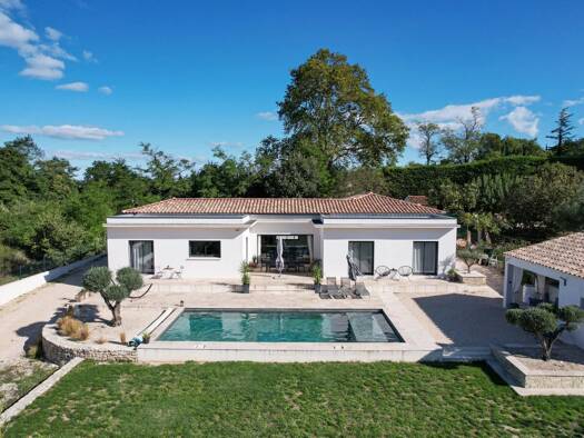 Einfamilienhaus zum Kauf 998.000 € 7 Zimmer 222,3 m² 1.550 m² Grundstück UZES 30700