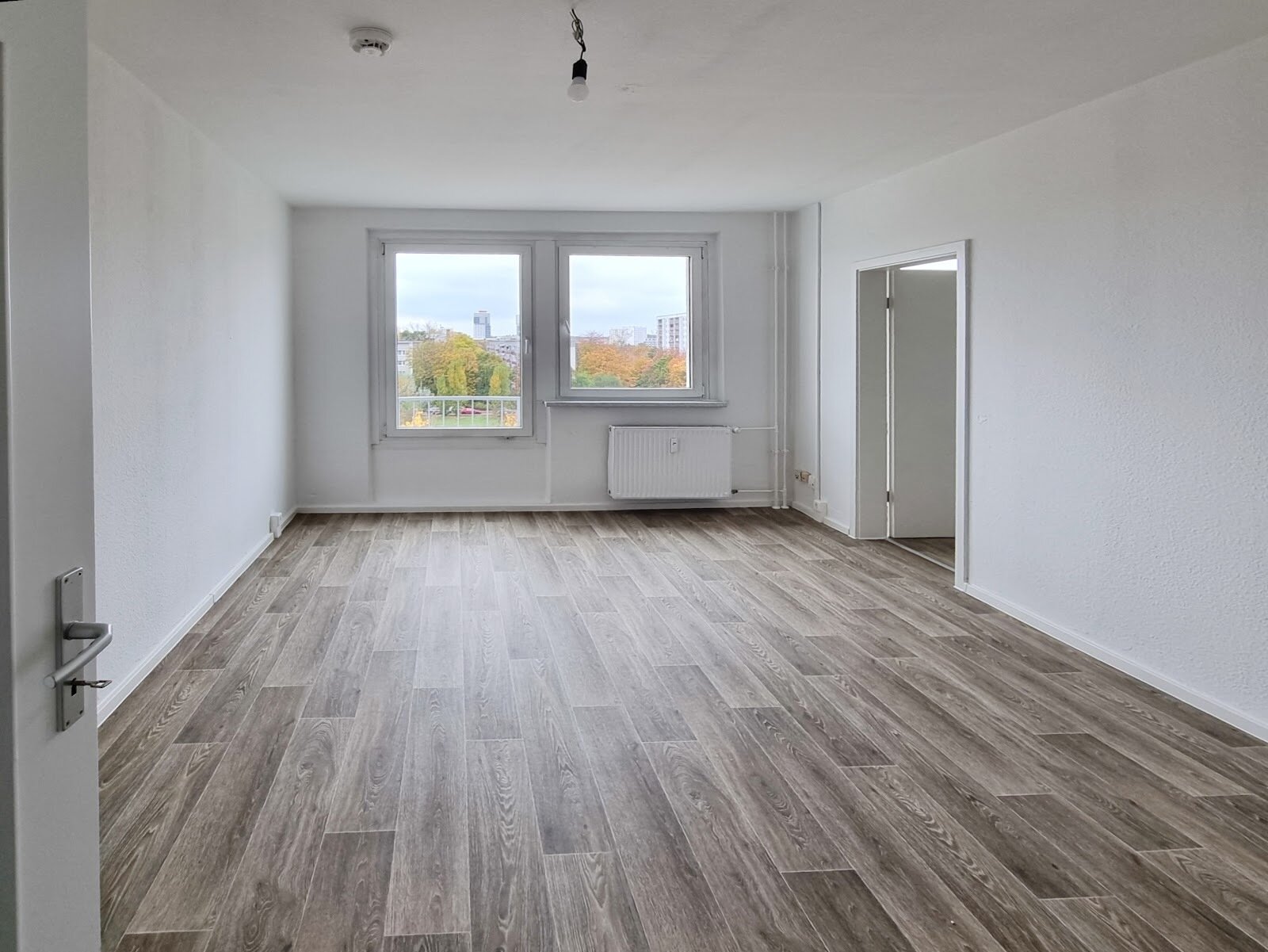 Wohnung zur Miete 220 € 2 Zimmer 44 m²<br/>Wohnfläche 7.<br/>Geschoss Zerbster Straße 43 Westliche Neustadt Halle (Saale) 06124