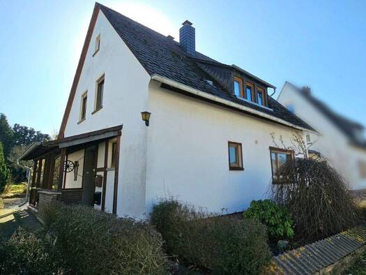Einfamilienhaus zum Kauf 199.000 € 5 Zimmer 113 m² 696 m² Grundstück Simmern/Hunsrück 55469