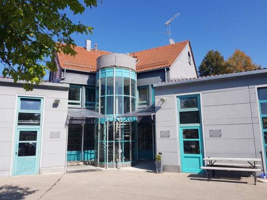 Büro zur Miete provisionsfrei 2.856 € 3 Zimmer 280 m² Bürofläche Gewerbering 3 Merching 86504