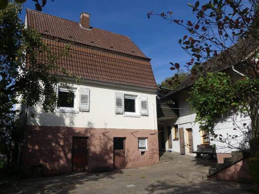 Einfamilienhaus zum Kauf 195.000 € 5 Zimmer 110 m² 1.813 m² Grundstück frei ab sofort Schönnen Erbach 64711