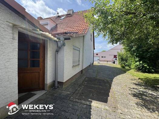 Doppelhaushälfte zum Kauf 48.000 € 4 Zimmer 80 m² 355 m² Grundstück Sömmerda 99610