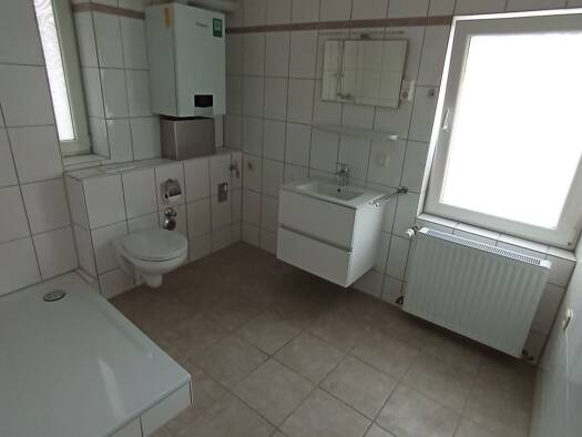 Wohnung zur Miete 590 € 2 Zimmer 70 m² Geschoss 2/3 frei ab 01.11.2026 Furth-Süd Neuss 41462