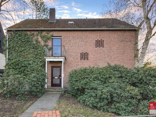 Einfamilienhaus zum Kauf 230.000 € 6 Zimmer 149,9 m² 860 m² Grundstück Innenstadt Gütersloh 33334