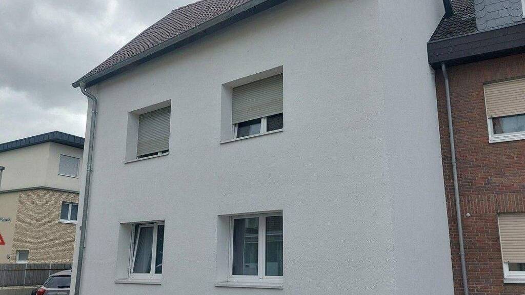 Mehrfamilienhaus zum Kauf provisionsfrei 698.000 € 7 Zimmer 232 m² 210 m² Grundstück Stürzelberg Dormagen 41541