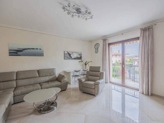 Haus zum Kauf 635.000 € 4 Zimmer 180 m² frei ab sofort Toscolano Maderno