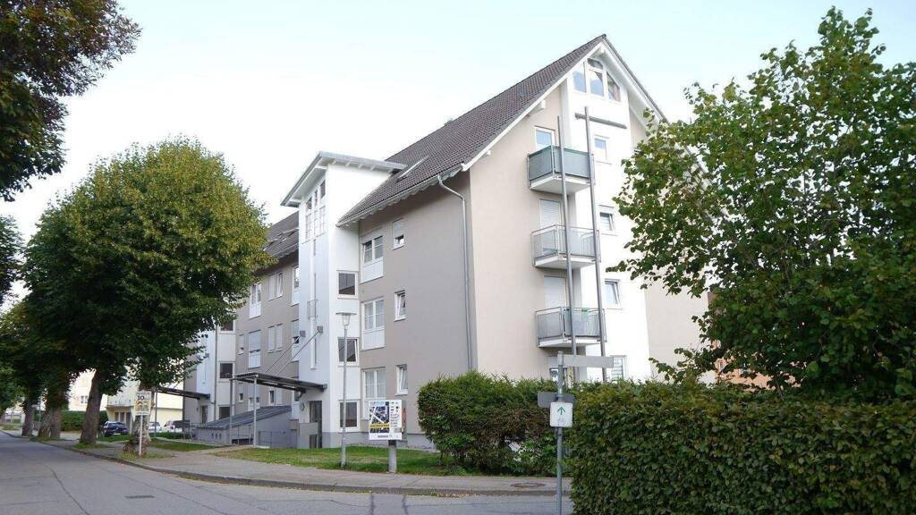 Mehrfamilienhaus zum Kauf als Kapitalanlage geeignet 56 Zimmer 1.254 m² 2.079 m² Grundstück Bonndorf Bonndorf im Schwarzwald 79848